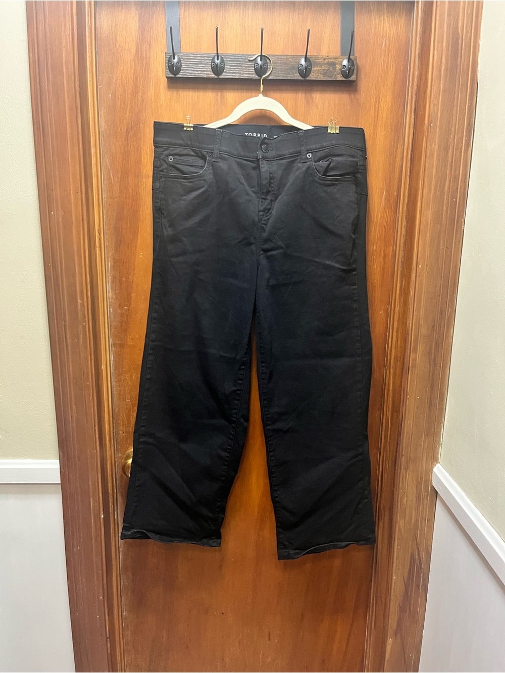torrid Black Wide-Leg High-Rise Jeans EUC 18R